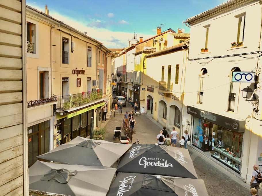 Coeur Du Centre Ville Avec Balcon LʼIsle-sur-la-Sorgue Esterno foto