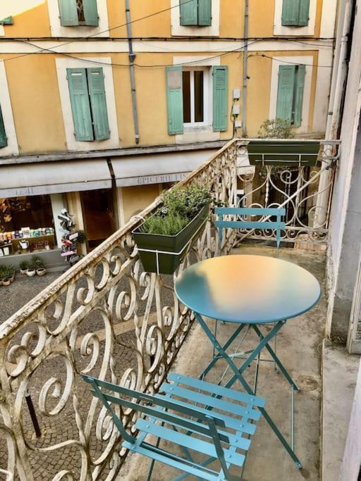 Coeur Du Centre Ville Avec Balcon LʼIsle-sur-la-Sorgue Esterno foto